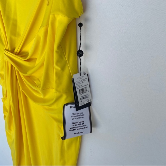 Adrianna Papell • Spaghetti strap yellow dress - Picture 3 of 7